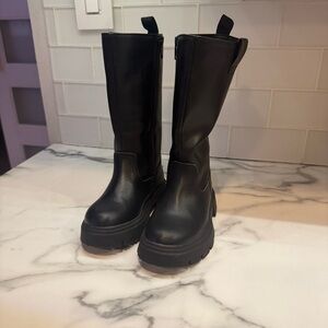 H&M Black Chunky Sole Boots